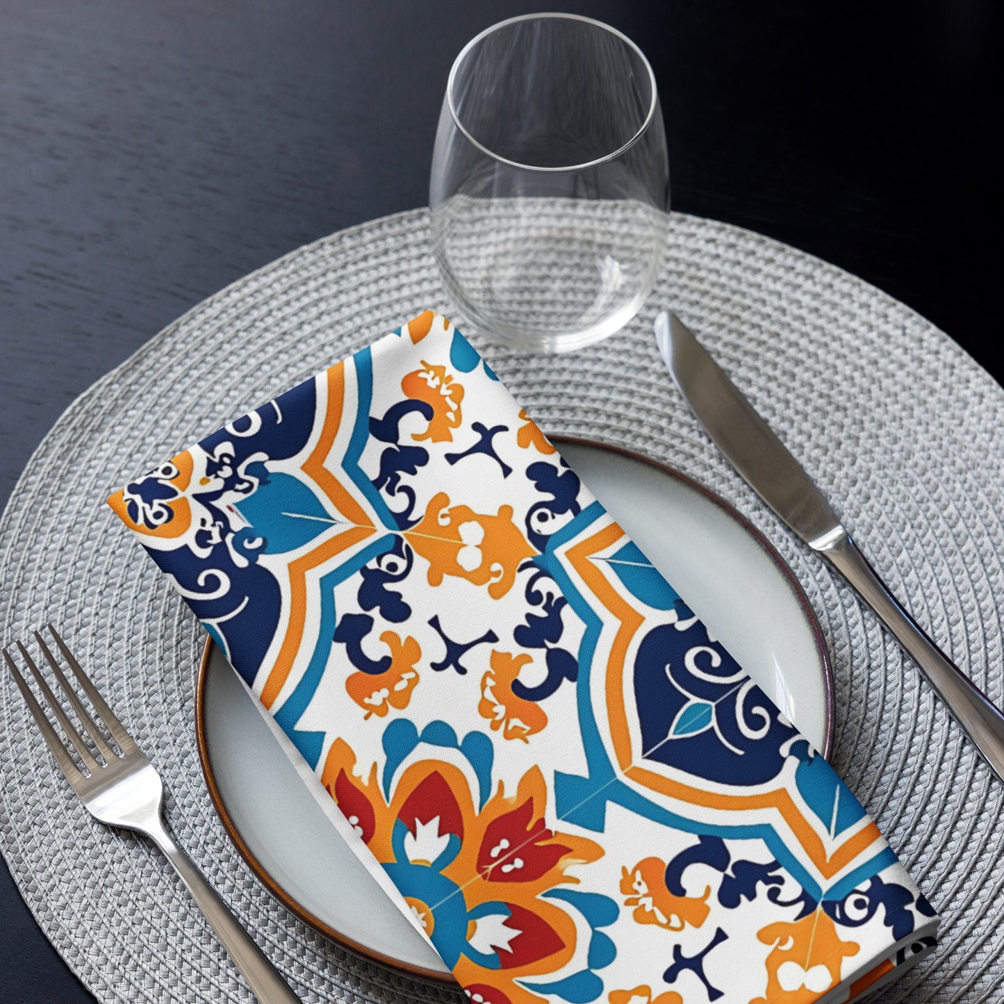 Cloth napkin set In Spanish Inspired Azulejos Pattern