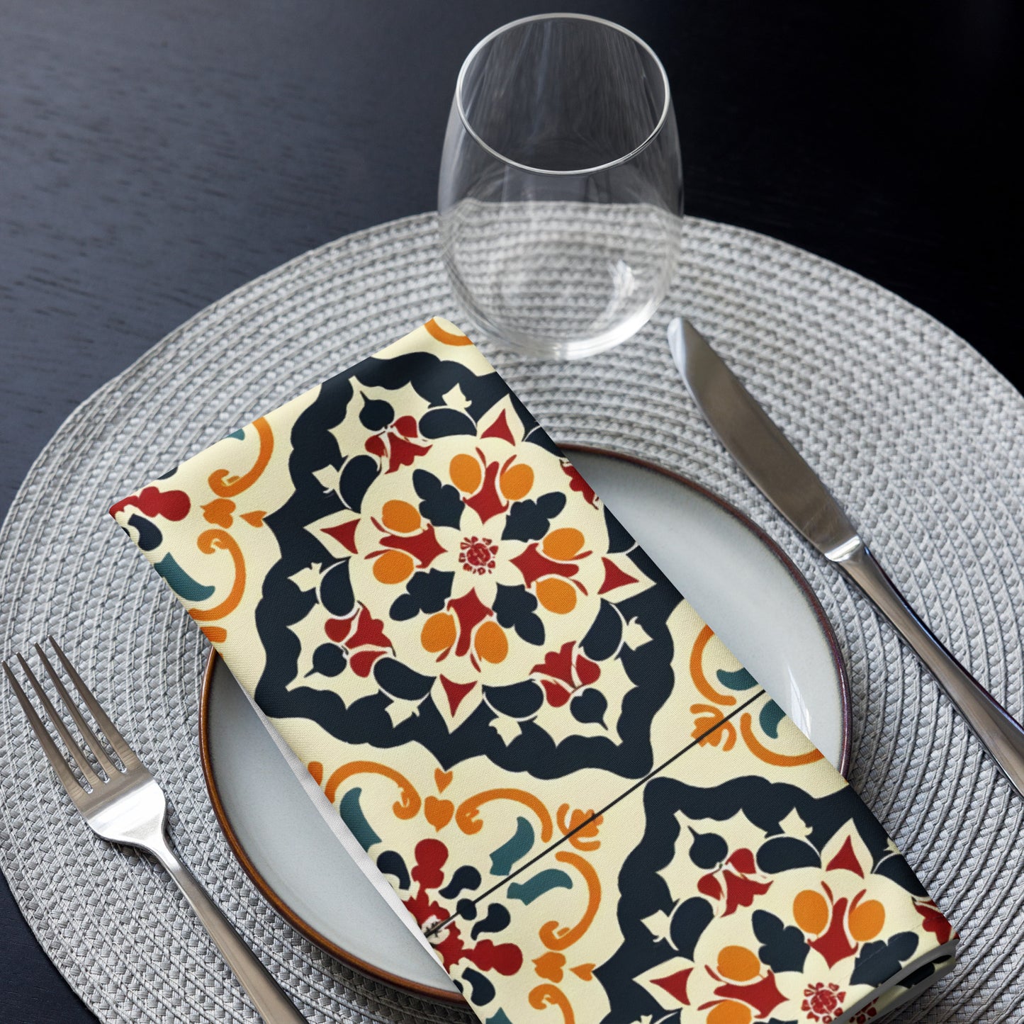 Cloth napkin set In Spanish Inspired Azulejos Pattern