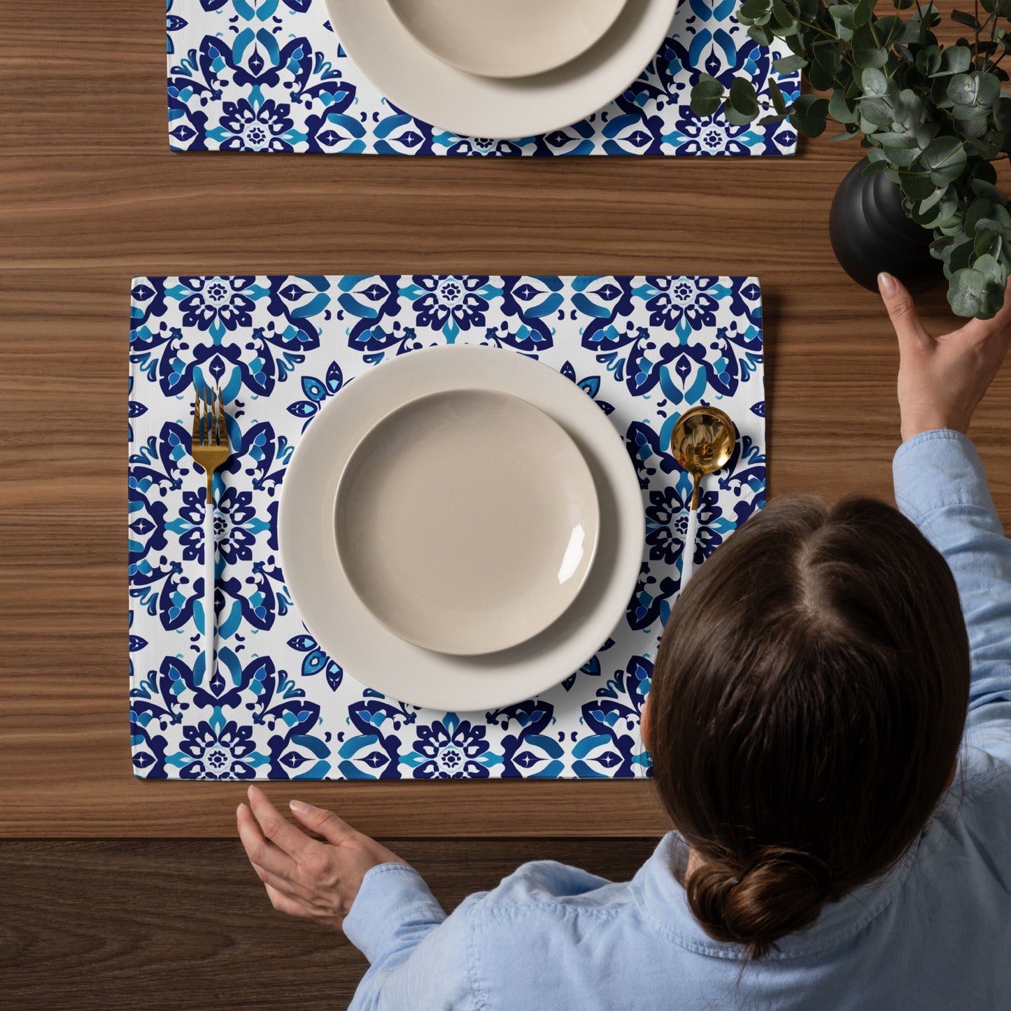 Placemat Set In Spanish Inspired Azulejos Pattern