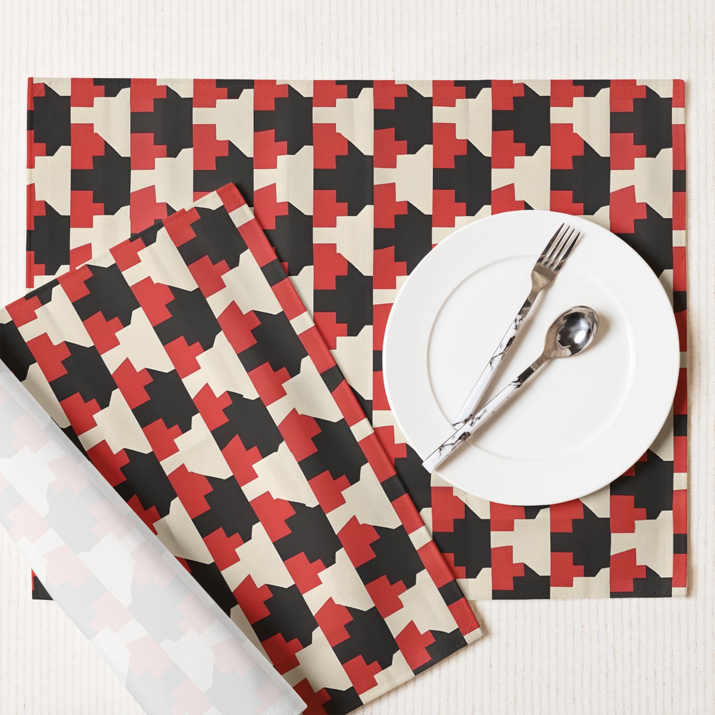 Placemat Set In French Inspired Pied-de-poule pattern