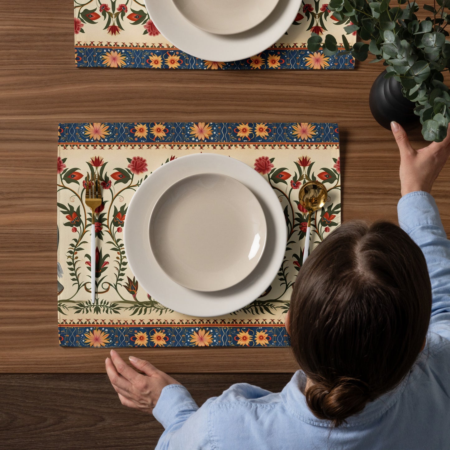 Placemat Set In Mughal Art Inspired Pattern