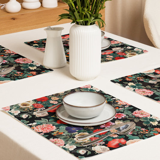 Placemat Set In Floral Pattern