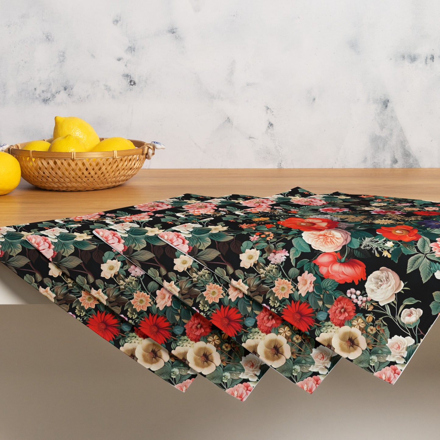 Placemat Set In Floral Pattern