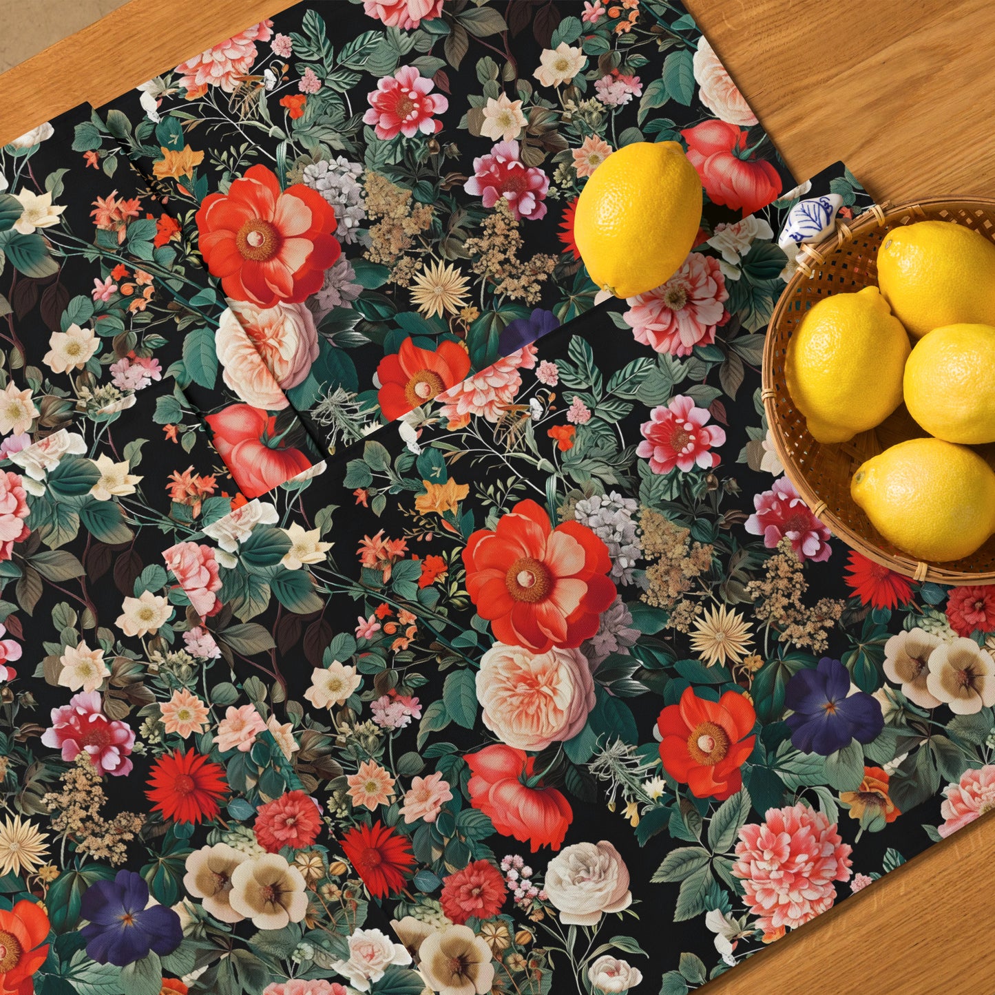 Placemat Set In Floral Pattern