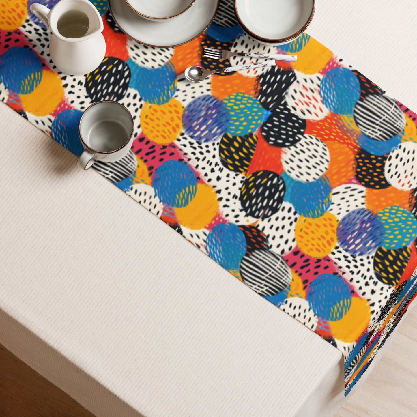 Table runner In Retro Disc Pattern